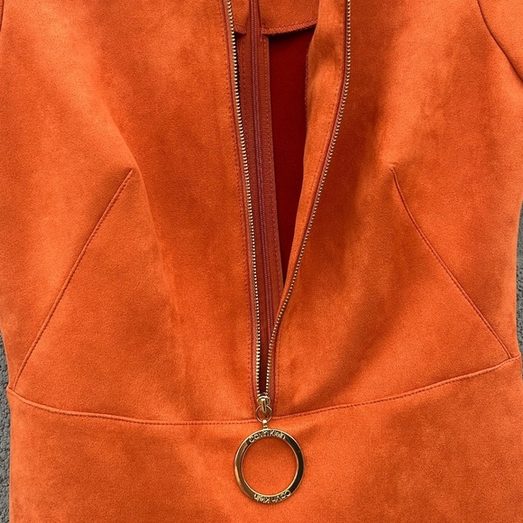 Calvin Klein Faux Suede Dress Burnt Orange Size 4 Gold Zip Circle Pull Accent - Picture 5 of 9